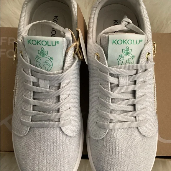 KOKOLU Comfort Knit Sneaker - Picture 7 of 12